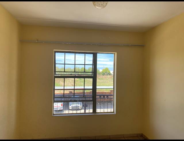 2 BEDROOM SECTIONAL TITLE FOR SALE IN RAVENSWOOD